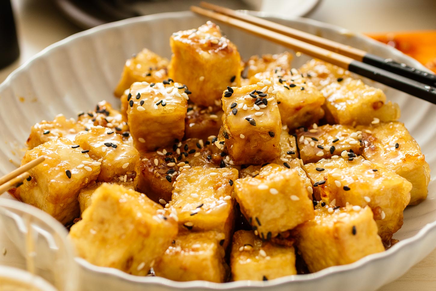 honey garlic tofu bites | www.iamafoodblog.com