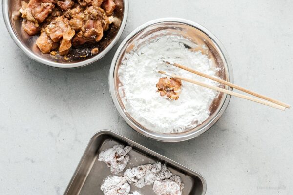 coating taiwanese popcorn chicken | www.iamafoodblog.com